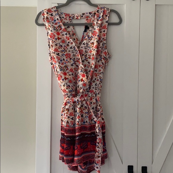 Floral romper - Picture 1 of 3